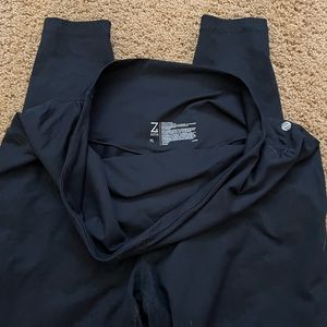 Black Zella Maternity Leggings 7/8